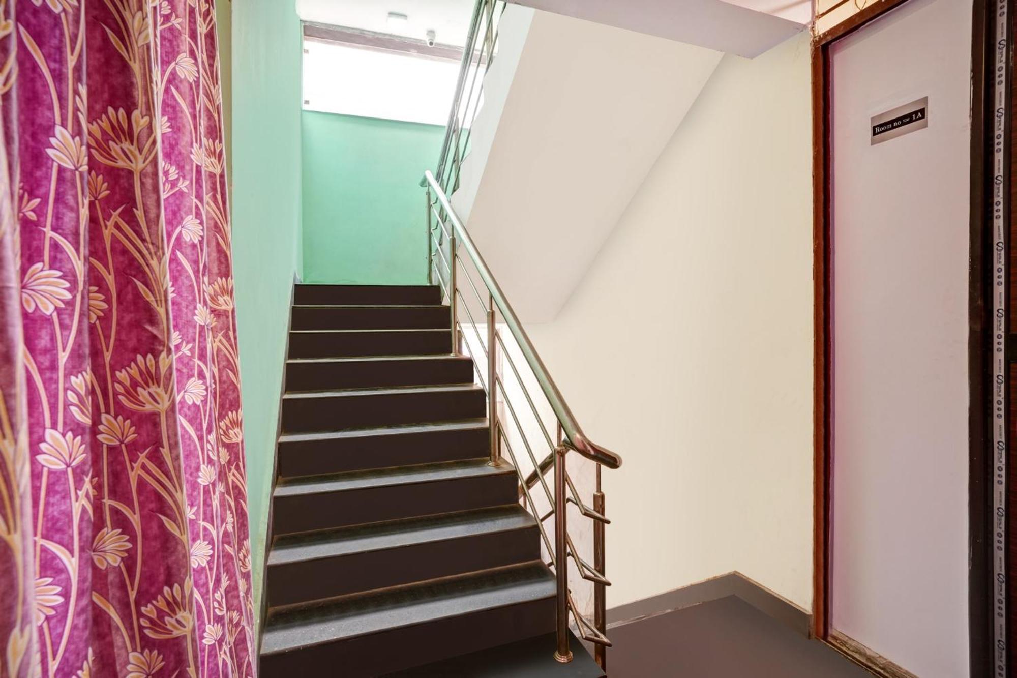Super Hotel O Grill Inn Dhanbād Kültér fotó